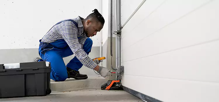 Expert Solutions for Every Garage Lock Need in Oak Park, IL