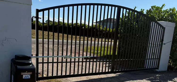 Driveway Fence Repair Oak Park